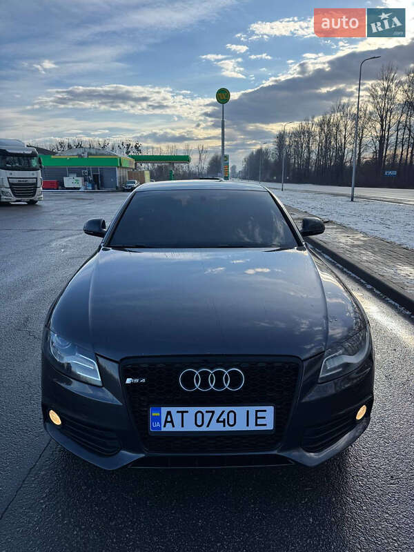 Седан Audi A4 2008 в Ивано-Франковске