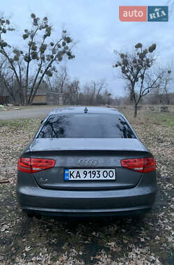 Седан Audi A4 2012 в Киеве