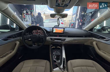 Седан Audi A4 2016 в 