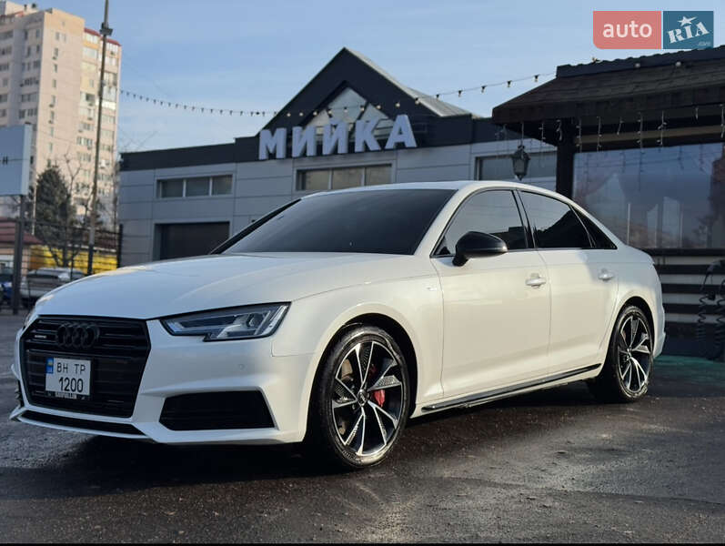 Седан Audi A4 2016 в Одессе