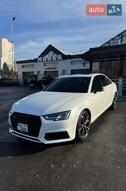 Седан Audi A4 2016 в 