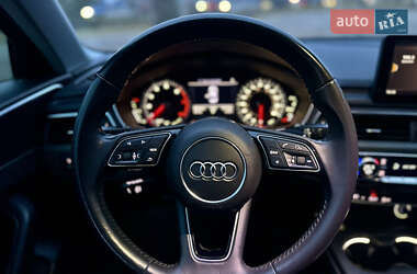 Седан Audi A4 2017 в Киеве