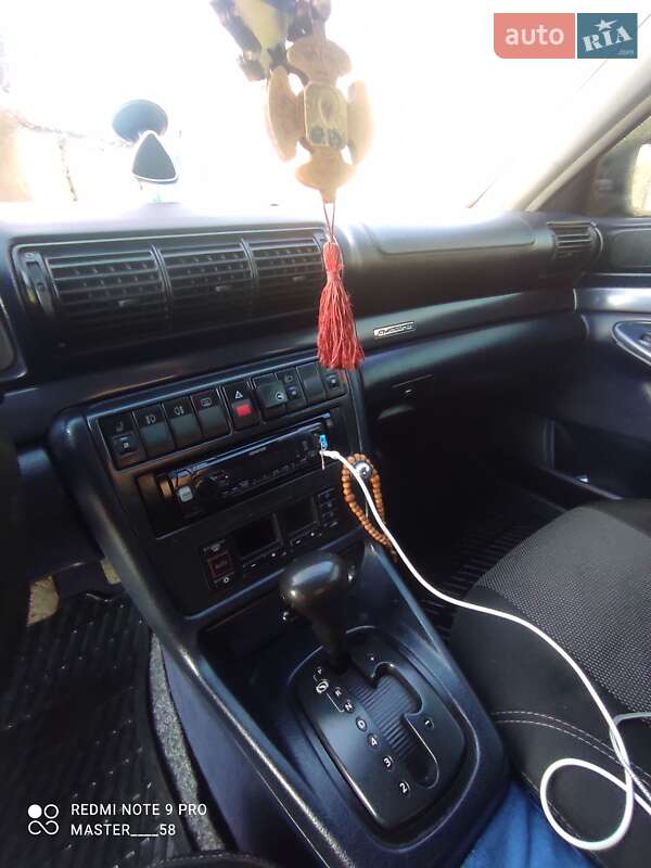 Седан Audi A4 1998 в Малой Виске