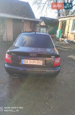 Седан Audi A4 1998 в 