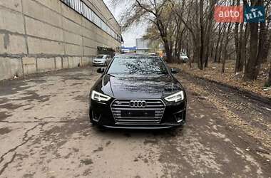 Седан Audi A4 2019 в Одесі