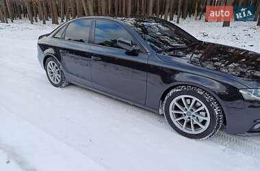 Седан Audi A4 2011 в Славуте