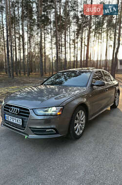 Седан Audi A4 2013 в Ирпене