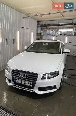 Седан Audi A4 2010 в Дніпрі