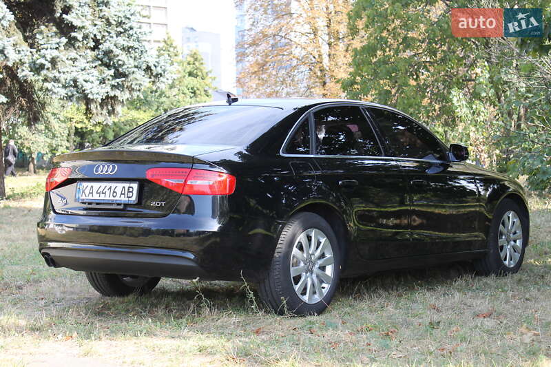 Седан Audi A4 2013 в Києві