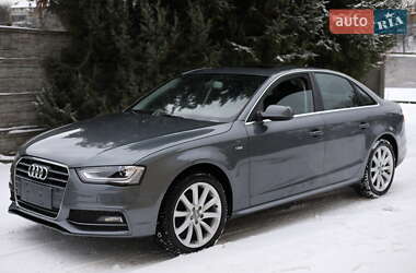 Седан Audi A4 2013 в Львові