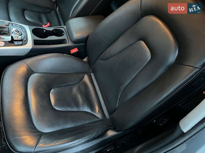 Седан Audi A4 2015 в Киеве