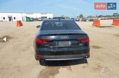 Седан Audi A4 2018 в 