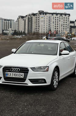 Седан Audi A4 2012 в Києві