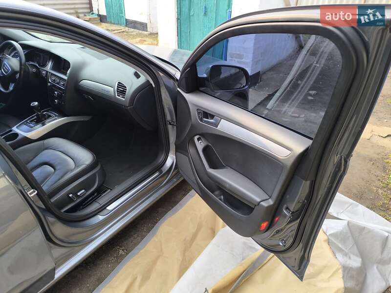Седан Audi A4 2012 в Кривому Розі