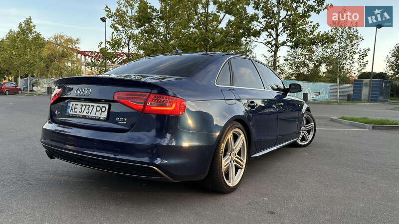 Седан Audi A4 2013 в Днепре
