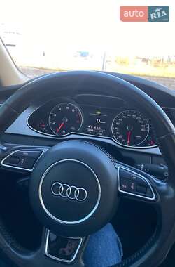 Седан Audi A4 2014 в Стрые