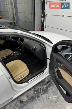 Седан Audi A4 2013 в Киеве