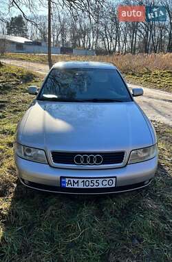 Седан Audi A4 2000 в Звягелі