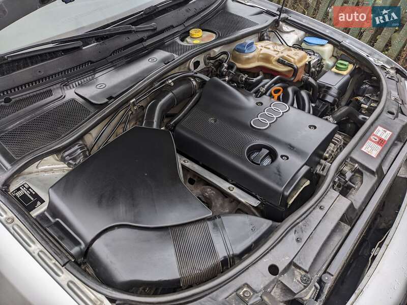 Седан Audi A4 1999 в Теофіполі