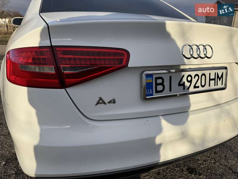 Седан Audi A4 2014 в Полтаве