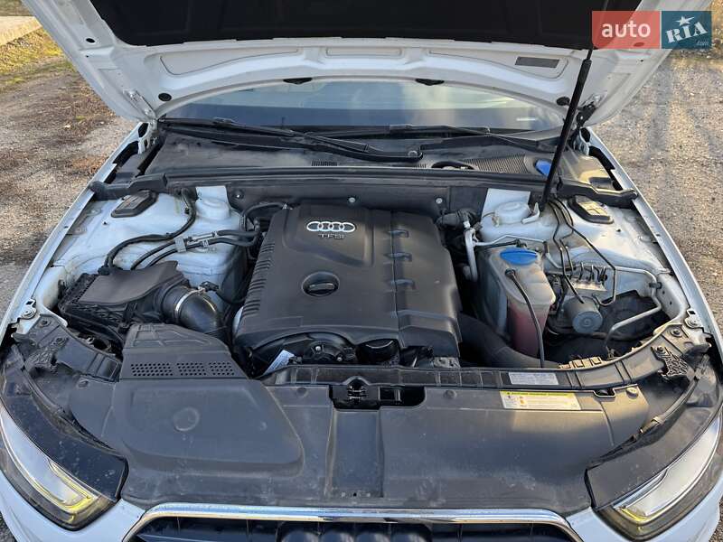 Седан Audi A4 2014 в Полтаве