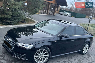 Седан Audi A4 2014 в Рівному