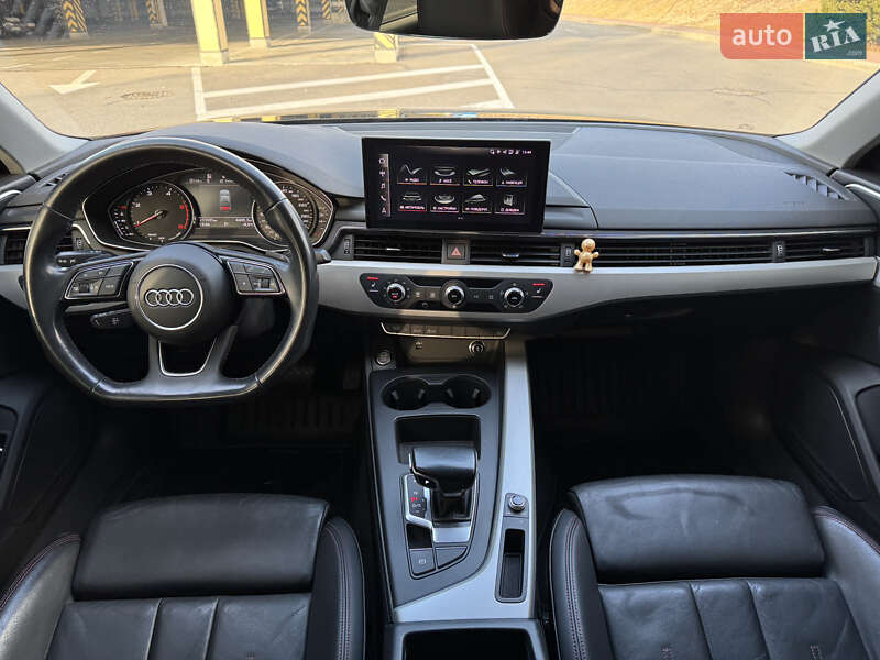 Седан Audi A4 2020 в Киеве