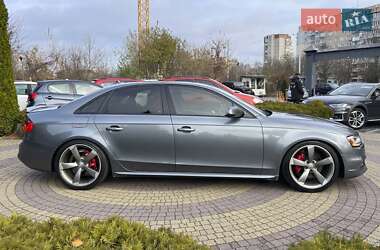 Седан Audi A4 2013 в Львові