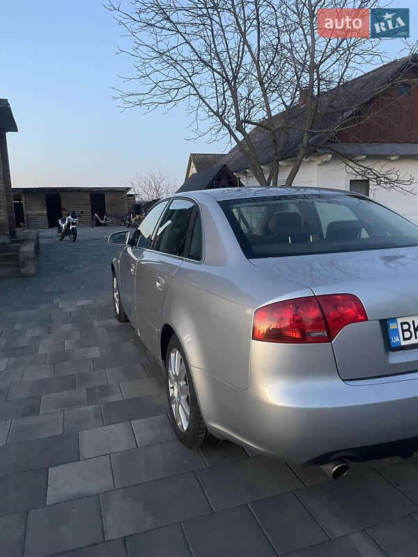 Седан Audi A4 2006 в Луцке