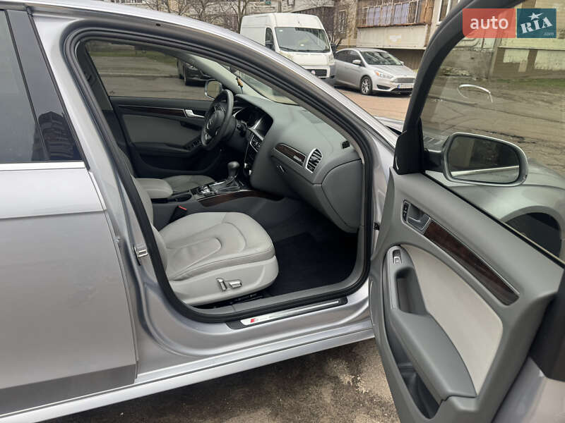 Седан Audi A4 2015 в Києві