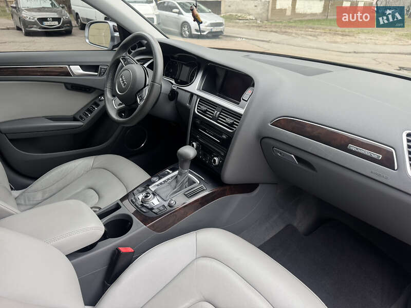Седан Audi A4 2015 в Києві