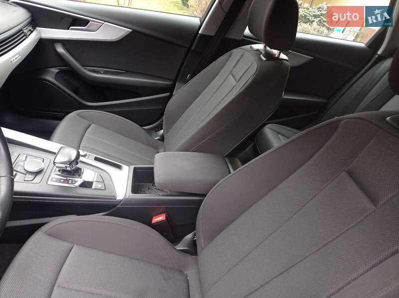 Универсал Audi A4 2018 в Коломые