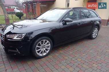 Универсал Audi A4 2018 в 