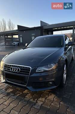 Седан Audi A4 2010 в Кривом Роге