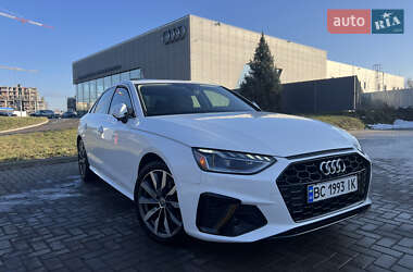 Седан Audi A4 2020 в 