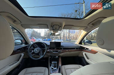Седан Audi A4 2020 в 