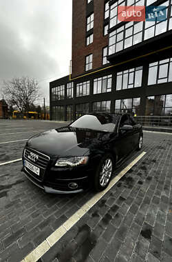 Седан Audi A4 2011 в Полтаві