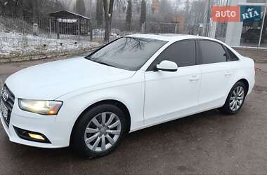 Седан Audi A4 2012 в Чернігові