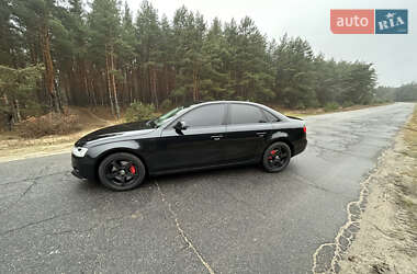 Седан Audi A4 2012 в Кременчуці