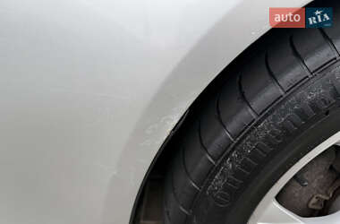 Седан Audi A4 2012 в 