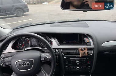 Седан Audi A4 2014 в 