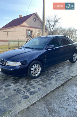 Седан Audi A4 1999 в 