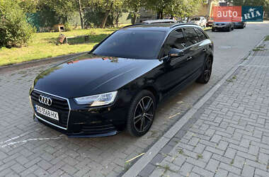 Универсал Audi A4 2017 в 