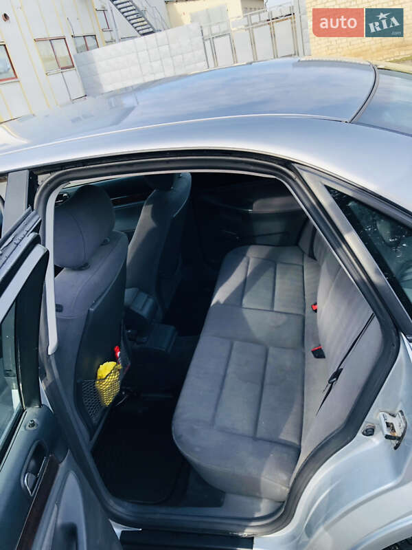 Седан Audi A4 1998 в Тернополе