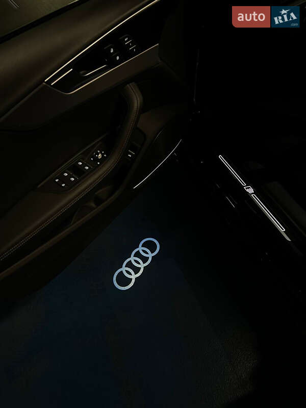 Седан Audi A4 2022 в Киеве фото 12 Седан Audi A4 2022 в Киеве