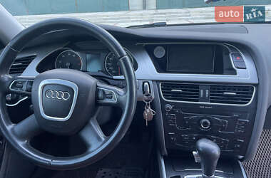 Седан Audi A4 2011 в Ізмаїлі