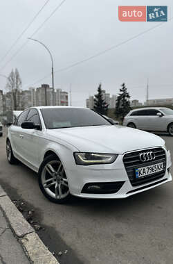 Седан Audi A4 2012 в Києві