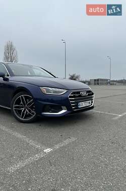 Седан Audi A4 2023 в Киеве