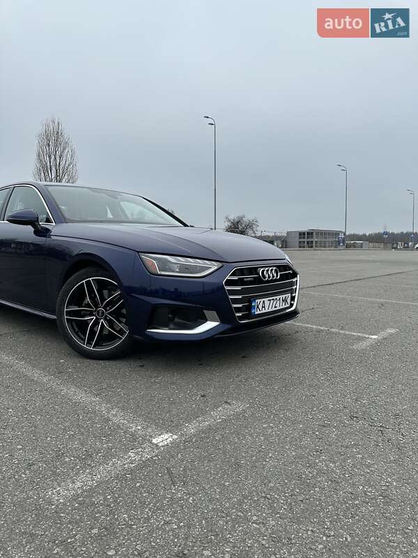 Audi A4 2023