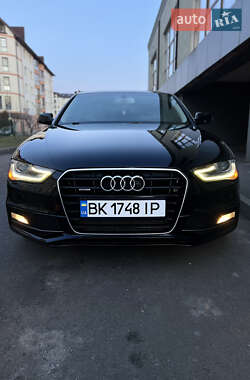 Седан Audi A4 2014 в Рівному